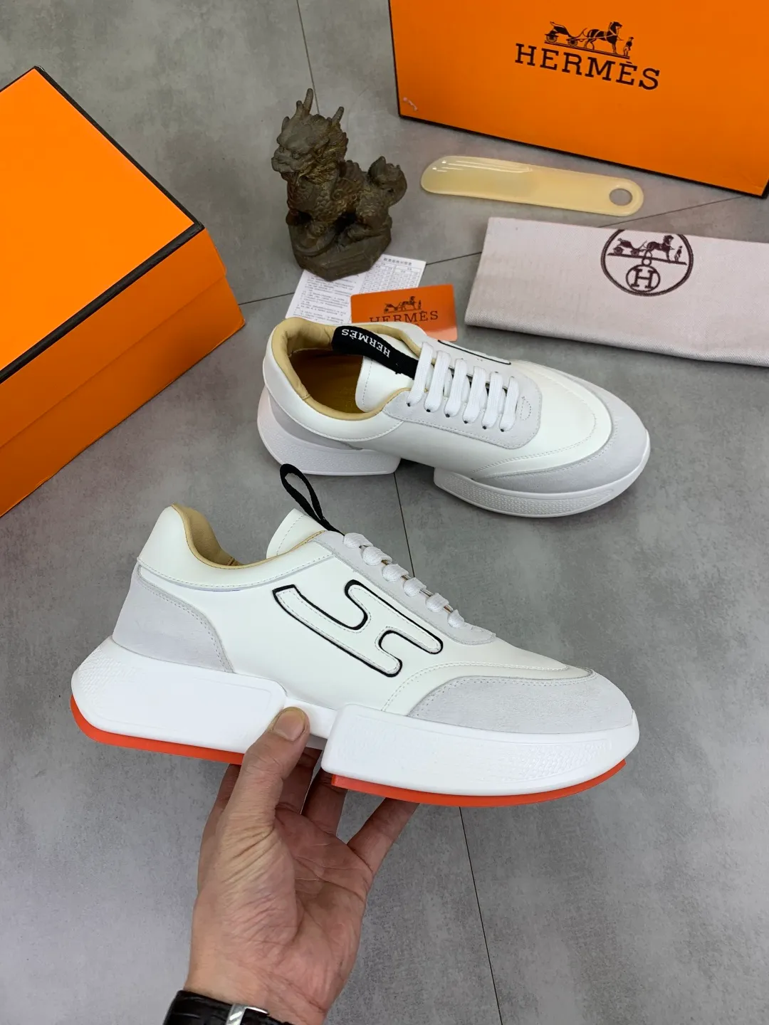 Men's shoes 💰P460 new style [HERMES] Hermès - High-end quality original order - Upper: 🔝 Napa calfskin, sewn brand 'H' totem - Inner: water-dyed cowhide - Outsole: ultra-light TPU foam; molded outsole - Ultra-high quality control·Fine workmanship: highlighted (high-end·luxury·grade) -Size: 38-44 (45 can be customized)·